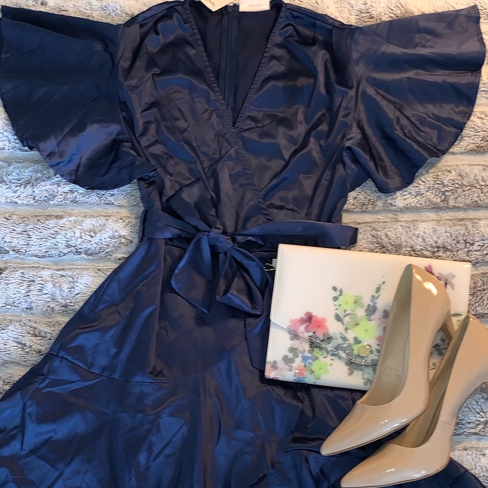 Super cute satin dress!!